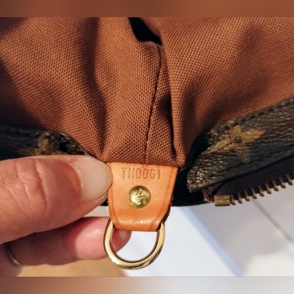 Louis Vuitton Cabas Mezzo TH0016 - Picture 13 of 14